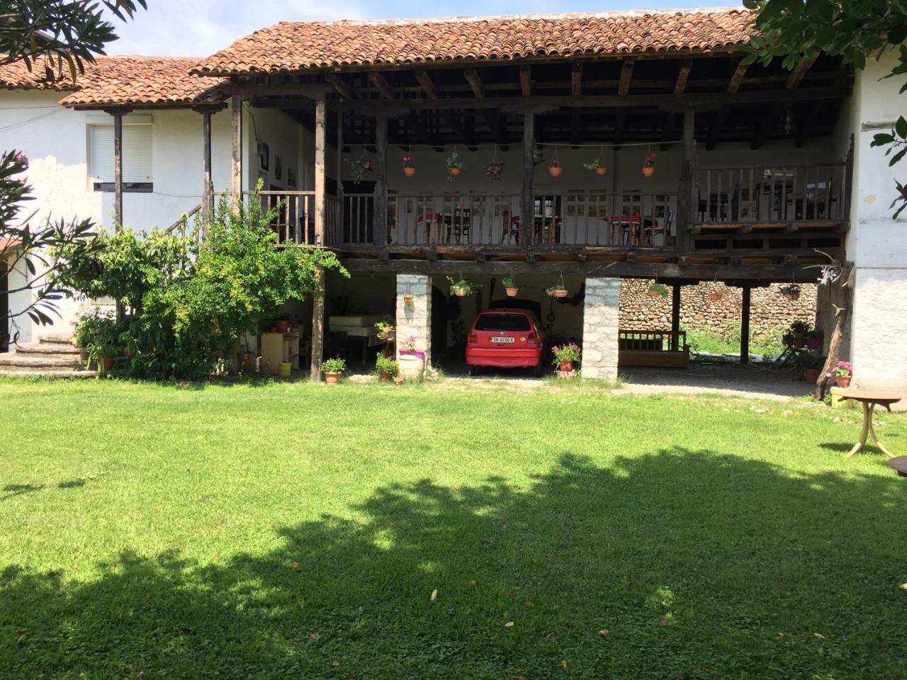 Pashko Vasa Guesthouse Shkoder Exterior photo